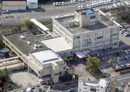 　大阪府羽曳野市役所＝２０２４年２月（共同通信社ヘリから）
