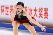 　女子ＳＰ　演技する渡辺倫果＝重慶（共同）