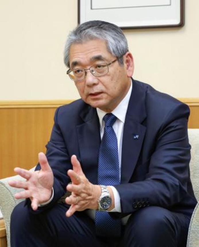 　インタビューに応じるＪＲ西日本の倉坂昇治社長