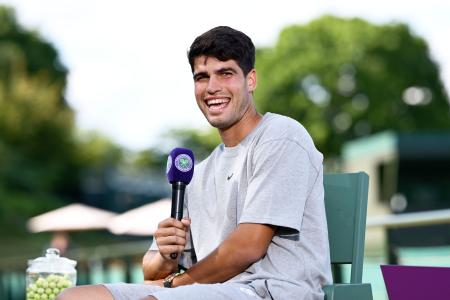 　テニスのウィンブルドン選手権の男子シングルス３連覇を狙うカルロス・アルカラス＝２８日、ウィンブルドン（ゲッティ＝共同）