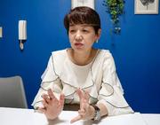　取材に応じる橋口亜希子さん