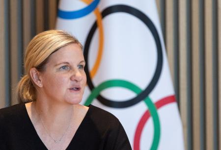 　ＩＯＣ理事会に臨むコベントリー新会長＝２６日、ローザンヌ（ロイター＝共同）