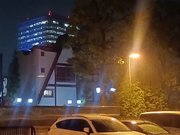 雨が降る岐阜市内＝８日午後７時３８分、同