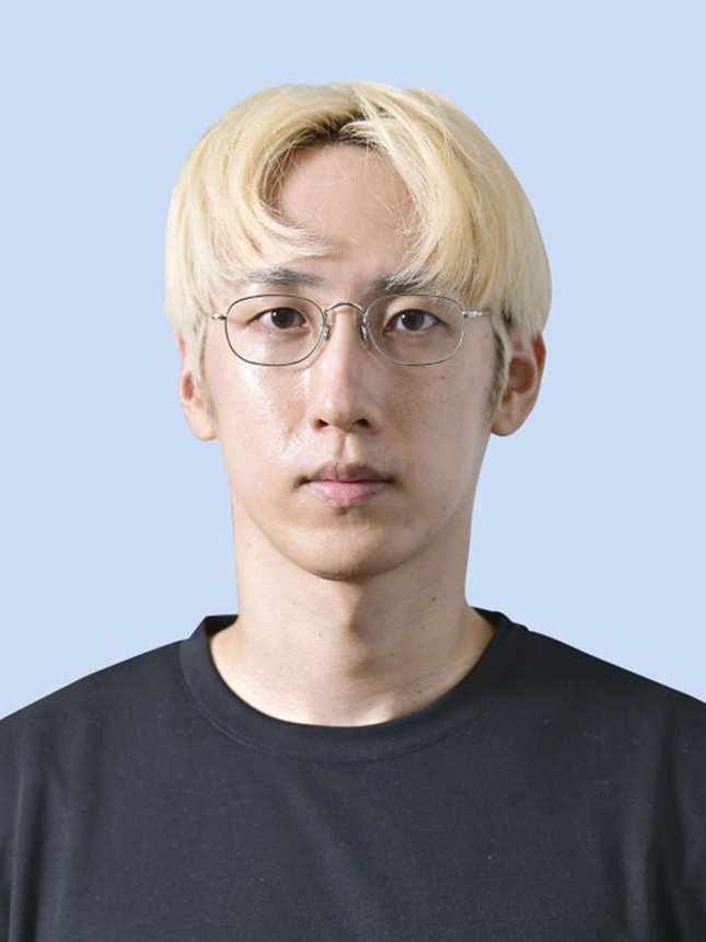 朝井リョウさん