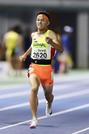 　男子４００メートル決勝（タイムレース）　力走する西京・奥村晃大＝平和堂ＨＡＴＯスタジアム