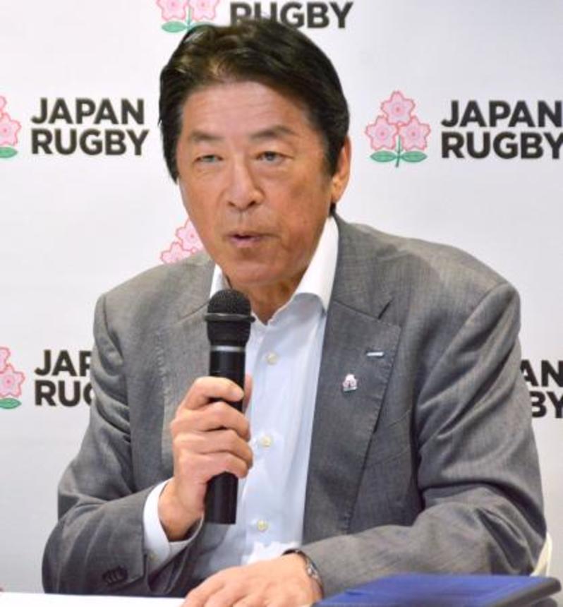 　記者会見する日本ラグビー協会の土田雅人会長＝１４日、東京都港区