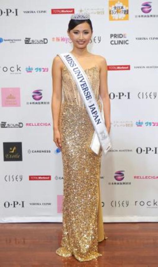 　ミス・ユニバース日本代表に選ばれた伊藤さゆきさん＝２３日午後、東京都渋谷区