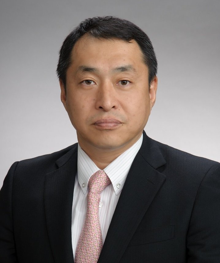 河島浩二氏