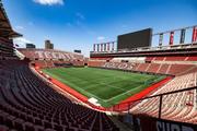 　イラン代表のベースキャンプ地となるカリエンテ・スタジアム＝２４日、ティフアナ（ゲッティ＝共同）