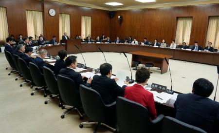 　参院憲法審査会＝１５日午後