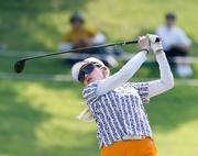 　第２日、通算１０アンダーで首位の桑木志帆＝福岡雷山ＧＣ