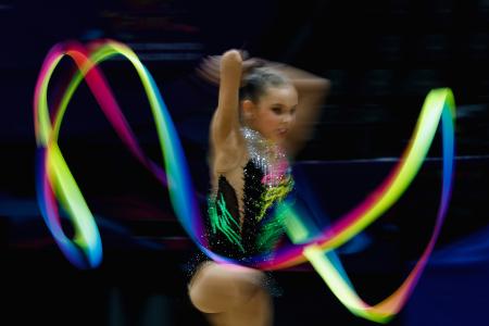 　６月に北京で行われた「ＦＩＧチャレンジ・カップ」で演技するロシア選手（ゲッティ＝共同）