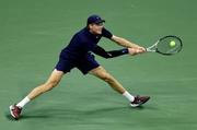 　男子シングルス準決勝でプレーするヤニク・シナー＝ニューヨーク（共同）