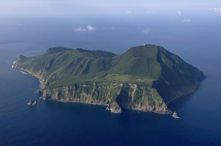 　鹿児島県十島村の悪石島＝４日