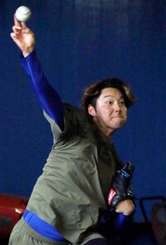 　広島県福山市で自主練習を公開したＤｅＮＡ・森原