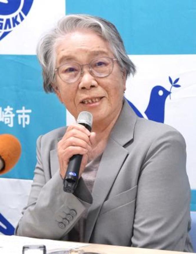 　平和祈念式典の被爆者代表に決まった本村チヨ子さん＝１日午後、長崎市役所