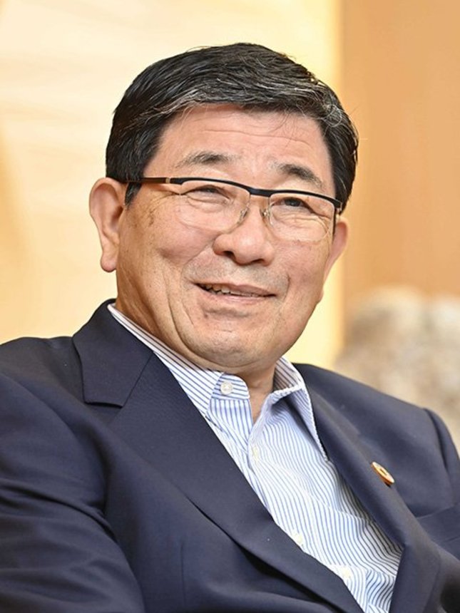 古田肇知事