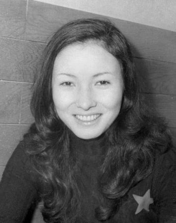 　中山麻理さん