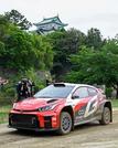 　ラリー・ジャパンの関連イベントで、トヨタ自動車の豊田章男会長がドライバー「モリゾウ」としてデモ走行するラリーカー＝２８日、名古屋市