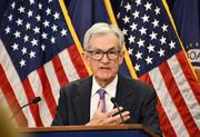 　記者会見するＦＲＢのパウエル議長＝２９日、ワシントン（共同）