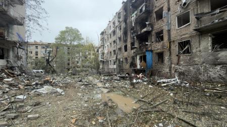 　ロシア軍の攻撃を受けたウクライナ南部ヘルソン州の様子＝１７日（ヘルソン州当局提供・ゲッティ＝共同）