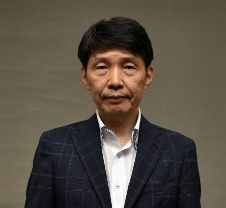 　山本一太氏