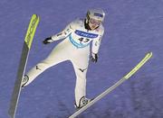 　８位となった丸山希の飛躍＝アリオンテック蔵王シャンツェ