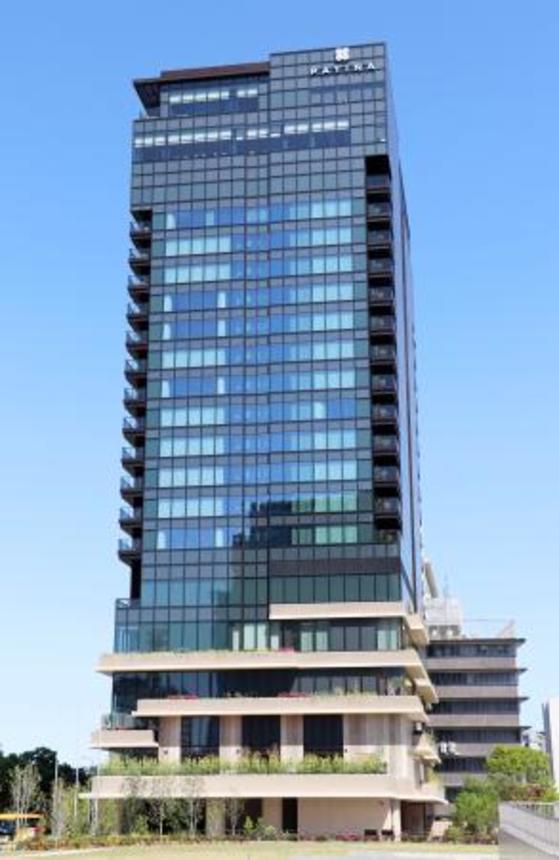 　５月に開業する高級ホテル「パティーナ大阪」＝２４日午後、大阪市中央区