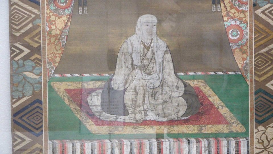 亀姫の肖像画。位が高い人の描き方がされている（光国寺蔵）