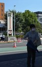 ３９．７度を表示する多治見駅南の温度計＝７月１日午後２時４８分、多治見市音羽町