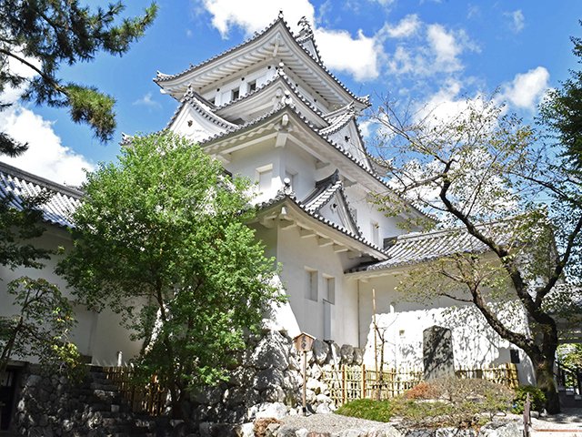 大垣城