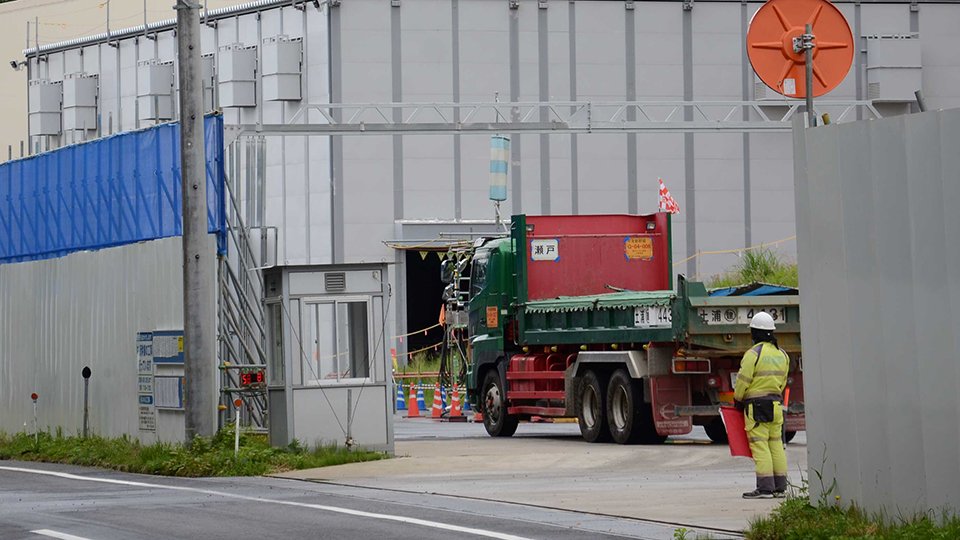 工事が再開したリニア中央新幹線瀬戸トンネルの工事現場＝１３日午前、中津川市瀬戸