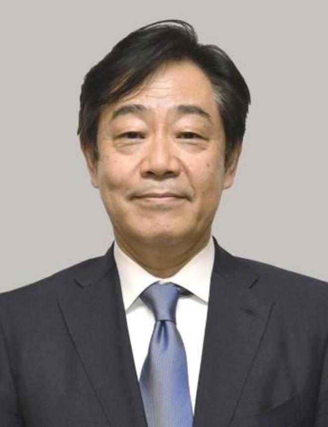 　青木一彦氏