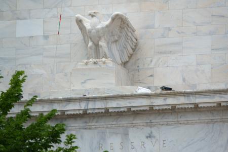 　米ＦＲＢの建物＝６月８日、ワシントン（ゲッティ＝共同）