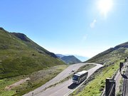 約１年ぶりに開通した乗鞍スカイライン＝２２日午前７時３１分、高山市丹生川町