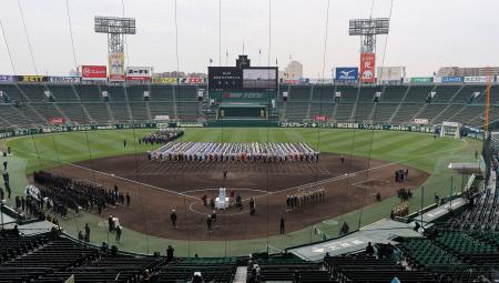 　第９８回選抜高校野球大会の開会式リハーサル＝甲子園