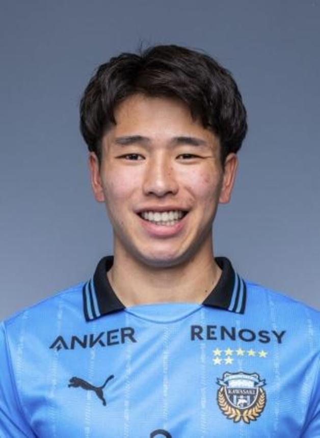 　山田新