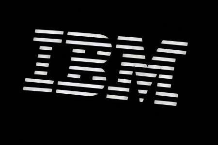 　米ＩＢＭのロゴ＝１２日、カナダ・バンクーバー（ロイター＝共同）