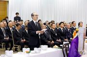 　長嶋茂雄さんの告別式で弔辞を述べる王貞治さん＝８日午前、東京都内（読売新聞社提供）