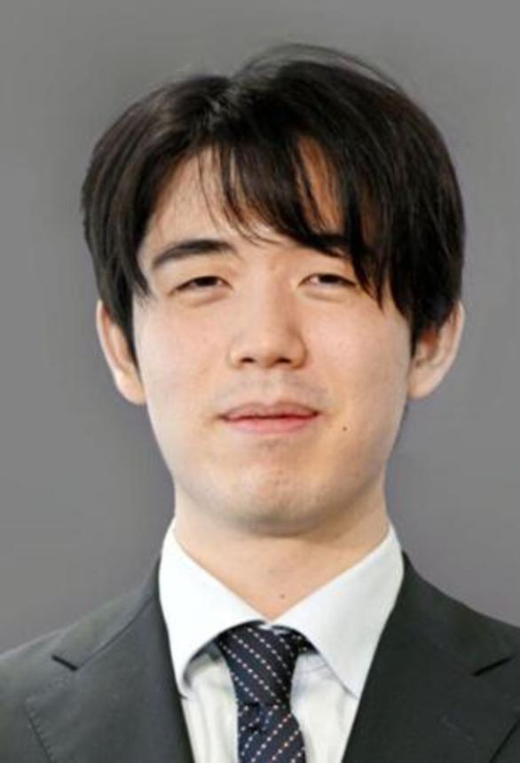 　藤井聡太名人