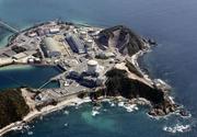 　関西電力美浜原発。手前から３号機、２号機、１号機＝３月、福井県美浜町