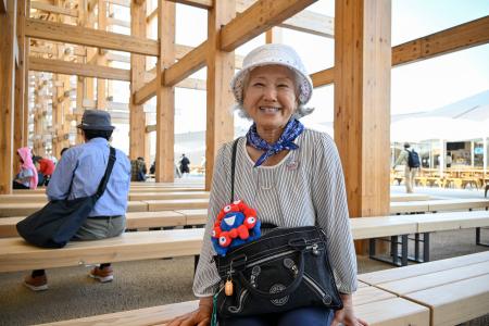 　「万博おばあちゃん」と呼ばれる山田外美代さん＝２１日、大阪市此花区の夢洲