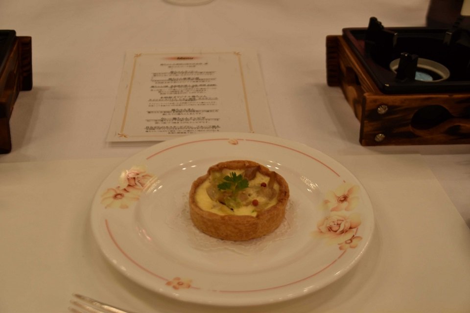 鶏ちゃんを使ったキッシュ