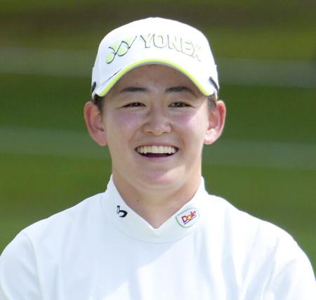 　岩井明愛