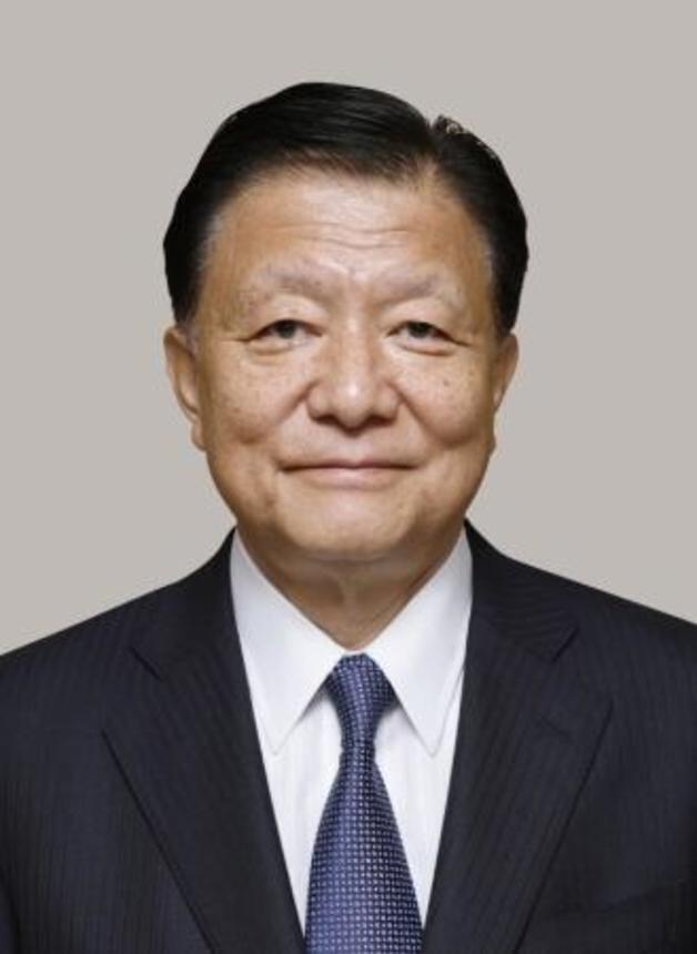 　新藤義孝氏