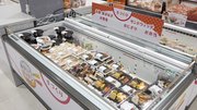 新たに店内調理の総菜の販売を始めた＝関市下有知、長良川サービスエリア