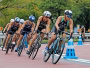 　女子で優勝した林愛望（手前）のバイク＝東京・お台場