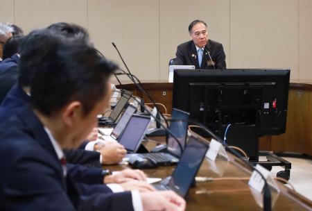 　長野県庁で開かれたクマ対策会議＝１４日午前