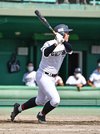 中京×大垣日大＝３回裏中京２死、桂が中前打を放つ＝長良川