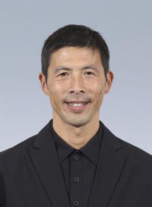 　四方田修平監督